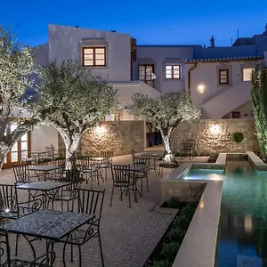 Eleven, Boutique Luxury House&garden Couette-café